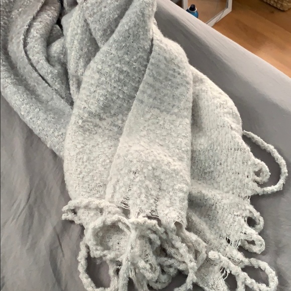 Scarf bundle - Picture 5 of 5